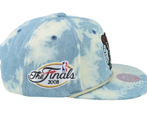 Clearance Mitchell & Ness Boston Celtics Acid Wash Snapback - Blue