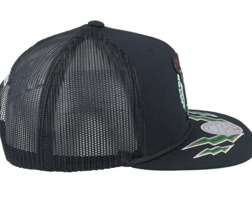 Trucker-Mitchell & Ness Boston Celtics Recharge Black Trucker -