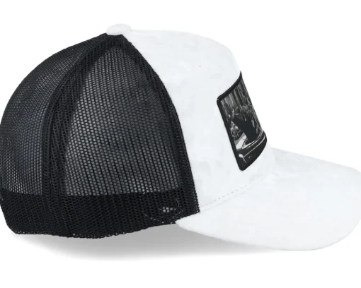 Velvet Caps-Public Domain Cabriolet Party /Black Velvet Trucker - White