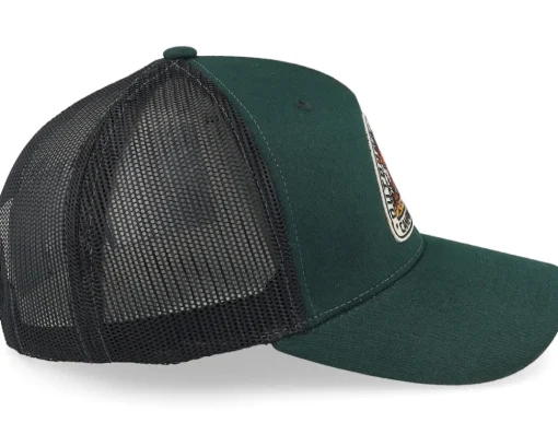 Best Wild Spirit Camping Adventure Dark Forest/Black/Pink Trucker - Green