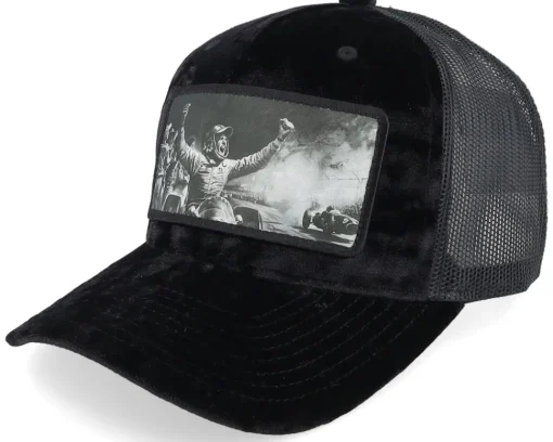 Trucker | Velvet Caps-Calza Pennello Celebrating Racing Victory Velvet A-Frame Trucker - Black