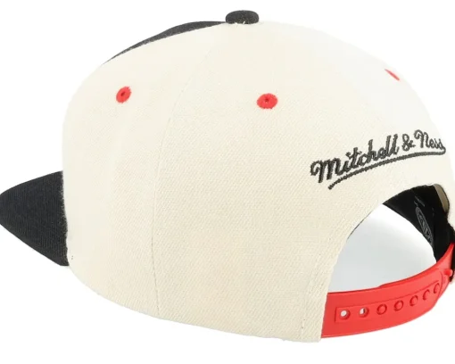 Snapback-Mitchell & Ness Chicago hawks Pop Panel Off White/ Snapback - Black
