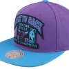 Snapback-Mitchell & Ness Chicago Bulls 91-92 Champ Flipside Purple Snapback -