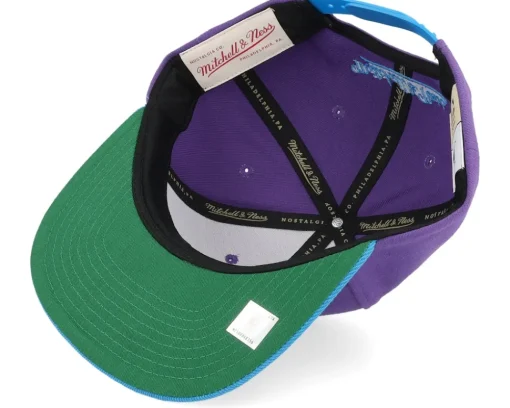 Snapback-Mitchell & Ness Chicago Bulls 91-92 Champ Flipside Purple Snapback -