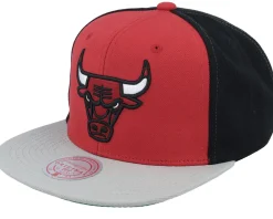 Snapback-Mitchell & Ness Chicago Bulls Block Out Red/Black Snapback -