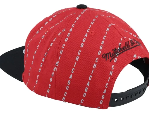 Snapback-Mitchell & Ness Chicago Bulls City Pinstripe Deadstock /Black Snapback - Red