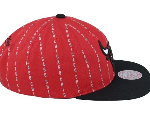 Snapback-Mitchell & Ness Chicago Bulls City Pinstripe Deadstock /Black Snapback - Red