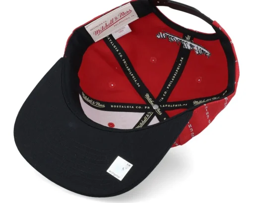 Snapback-Mitchell & Ness Chicago Bulls City Pinstripe Deadstock /Black Snapback - Red