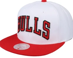 Snapback-Mitchell & Ness Chicago Bulls Core Basics White/red Snapback -