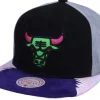 Sale Mitchell & Ness Chicago Bulls Day 5 Black/Grey Snapback -