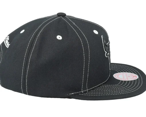 Snapback-Mitchell & Ness Chicago Bulls Glow Up Snapback - Black