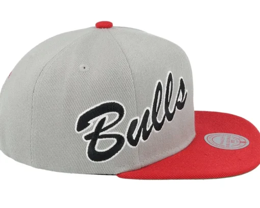 Best Mitchell & Ness Chicago Bulls Knock Out Panel Grey/Red Snapback -