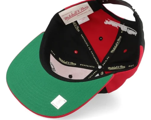 Snapback-Mitchell & Ness Chicago Bulls Pinwheel Of Fortune /Black Snapback - Red