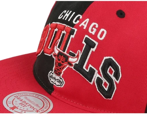 Snapback-Mitchell & Ness Chicago Bulls Pinwheel Of Fortune /Black Snapback - Red