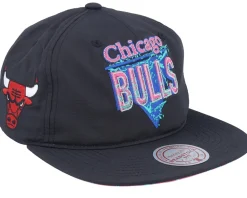 Clearance Mitchell & Ness Chicago Bulls 90s Reflective Black Strapback -