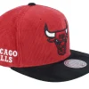 Snapback-Mitchell & Ness Chicago Bulls Sueduroy Cord Red/Black Snapback -
