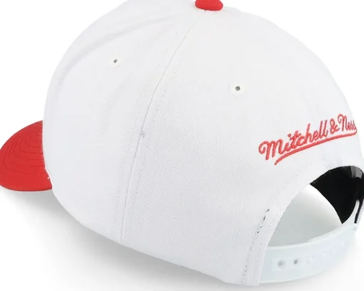 Adjustable-Mitchell & Ness Chicago Bulls Team 2 Tone 2.0 Pro /Red Adjustable - White