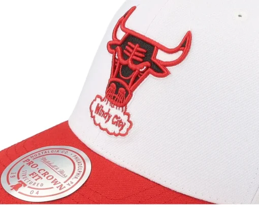 Adjustable-Mitchell & Ness Chicago Bulls Team 2 Tone 2.0 Pro /Red Adjustable - White