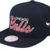 Snapback-Mitchell & Ness Chicago Bulls Team Script 2.0 Snapback - Black