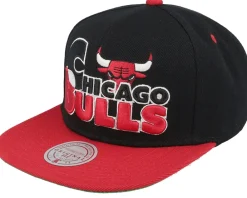 Snapback-Mitchell & Ness Chicago Bulls Text Stack Black/Red Snapback -