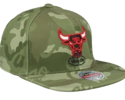 Clearance Mitchell & Ness Chicago Bulls Tonal Green Camo Stretch Fitted -