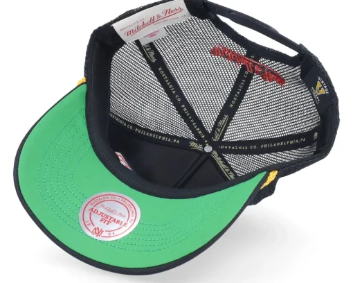 Trucker-Mitchell & Ness Detroit Red Wings Gold Leaf Hwc Trucker - Black