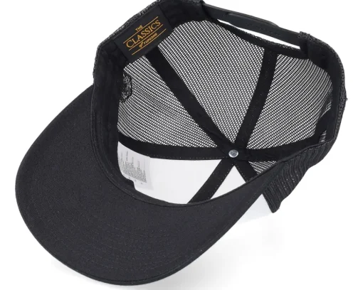 Best Critiql Hit Dice And Dragons White/Black Trucker -