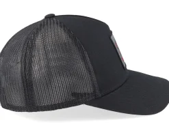 Trucker-Iconic Dobermann & Roses A-framed Trucker - Black