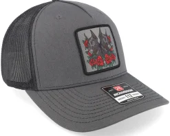 Trucker-Iconic Dobermann & Roses Grey A-framed Trucker -