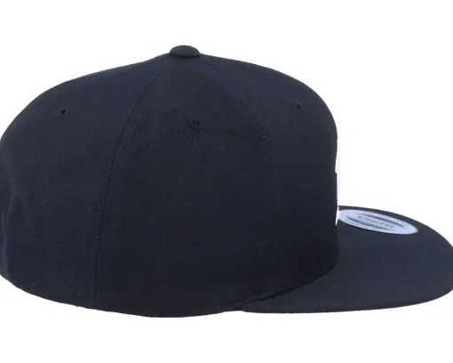 Sale Iconic F Letter 3D Black Snapback -