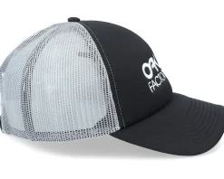 Trucker-Oakley Factory Pilot Hat Blackout Black/Grey Trucker -