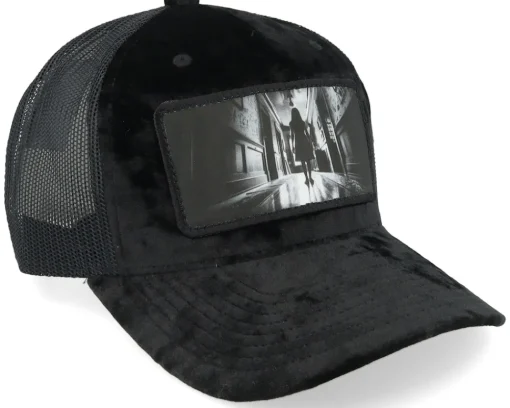 Velvet Caps-Scenes Hallway Horror Velvet Black/Black A-frame Trucker -