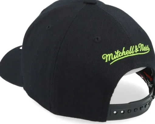 Adjustable-Mitchell & Ness Hatstore Exclusive x Chicago Bulls Noche Latina Adjustable - Black