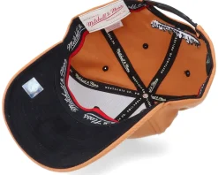 Adjustable-Mitchell & Ness Hatstore Exclusive x Milwaukee Bucks Camel Leather Logo -