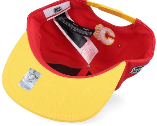 Snapback-Outerstuff Kids Calgary Flames Logo Flatbrim Cap /Yellow Snapback - Red