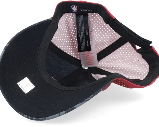Hot Outerstuff Kids Miami Heat NBA Street Black/Burgundy Adjustable -
