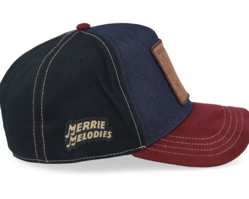 Trucker-Capslab Looney Tunes Coyote & Road Runned Black/Navy/Burgundy A-Frame Trucker -