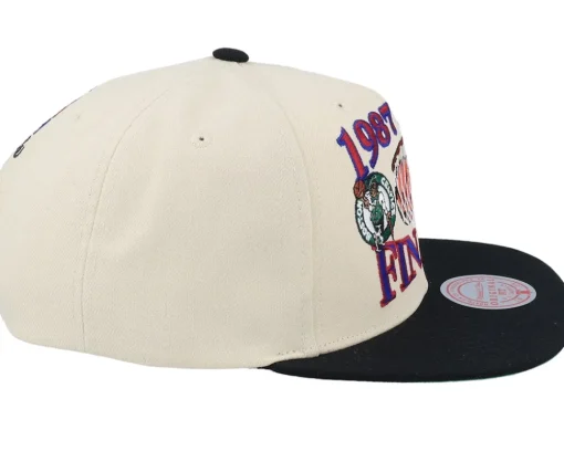 Snapback-Mitchell & Ness Los Angeles Lakers Vs. Boston Celtics Finals Remix Hwc Off /Black Snapback - White