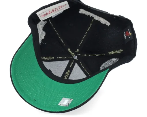 Hot Mitchell & Ness Miami Heat Beautiful Chaos Pro Cap Hwc Adjustable - Black