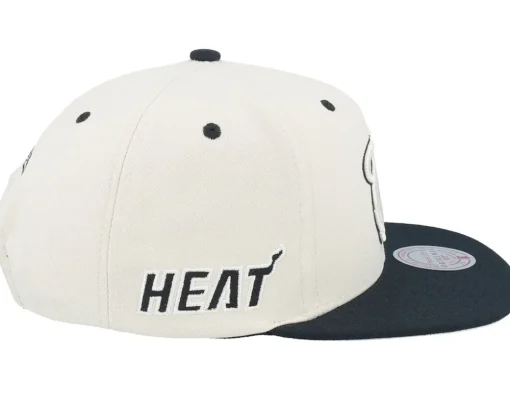 Snapback-Mitchell & Ness Miami Heat Evergreen Cream Black Hwc Off White/Black Snapback - Beige