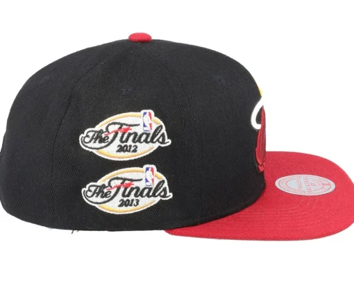Snapback-Mitchell & Ness Miami Heat Patched Up Black/Red Snapback -