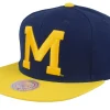 Snapback-Mitchell & Ness Michigan Wolverines Team 2 Tone 2.0 Navy/Yellow Snapback -