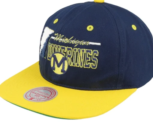 Snapback-Mitchell & Ness Michigan Wolverines Varsity Letter /Yellow Snapback - Blue
