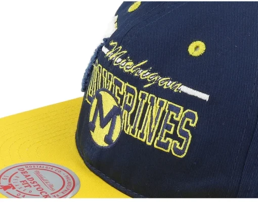 Snapback-Mitchell & Ness Michigan Wolverines Varsity Letter /Yellow Snapback - Blue