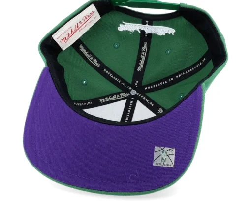 Snapback-Mitchell & Ness Milwaukee Bucks Dead Remix Deadstock Snapback - Green