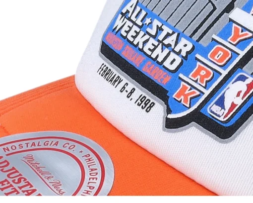 Trucker-Mitchell & Ness New York Knicks Party Time Trucker - White