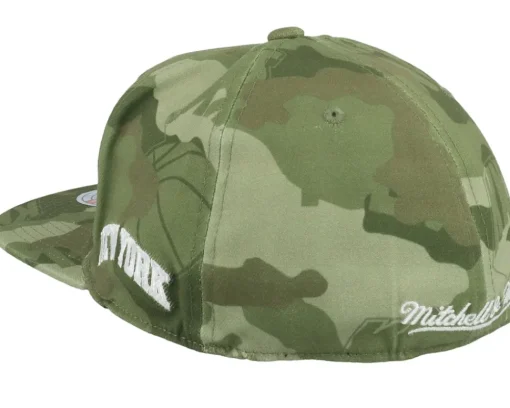 Fitted-Mitchell & Ness New York Knicks Tonal Camo Stretch Green Camo Fitted -