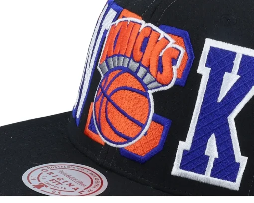 Snapback-Mitchell & Ness New York Knicks Varsity Bust Snapback - Black