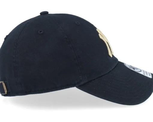 Clearance 47 Brand New York Yankees Bagheera Under Clean Up Dad Cap - Black