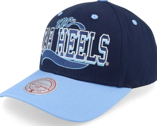 Outlet Mitchell & Ness North Carolina Tar Heels Block Sweep Pro Vintage Navy/Light Adjustable - Blue
